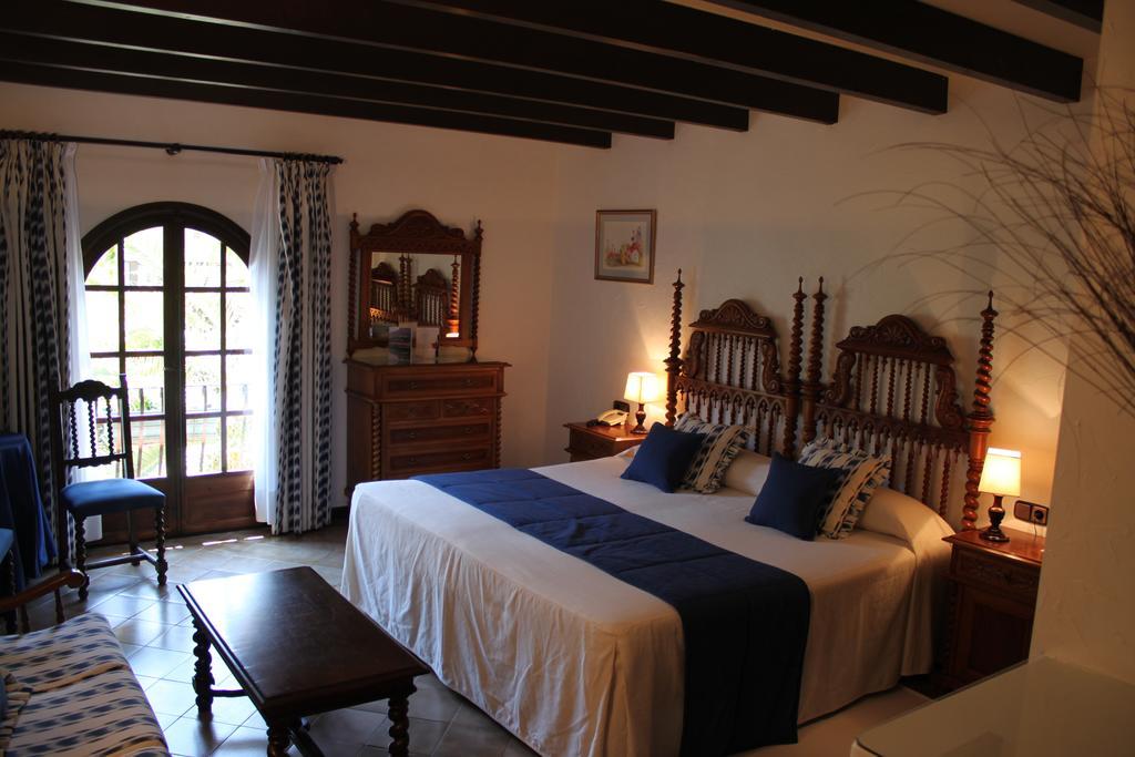 Petit Hotel Ses Rotges - Only Adults Cala Ratjada  Zewnętrze zdjęcie